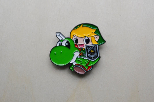 Link & Yoshi Pin